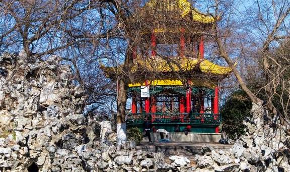 原创 曾经是清代贡院,如今是南昌人都爱来的公园,最出名的景是百花洲7