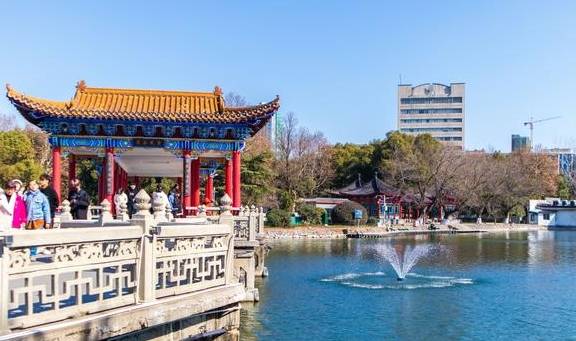 原创 曾经是清代贡院,如今是南昌人都爱来的公园,最出名的景是百花洲17