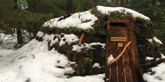 原创 世界最“差劲”酒店,远看上去就像“坟墓”,游客住了却不愿走4