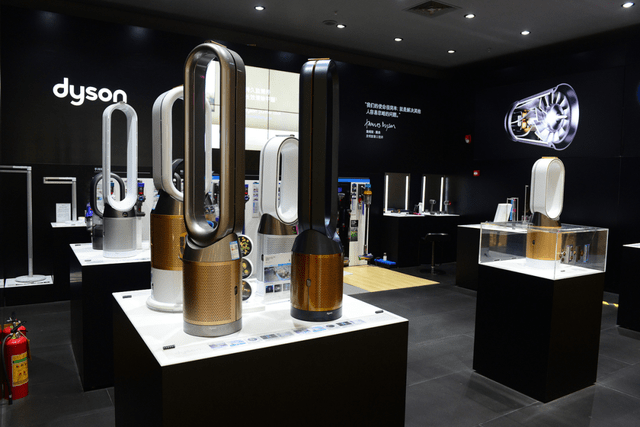 苏泊尔被年轻人抛弃:研发投入低,产品无新意,市值没了上百亿3