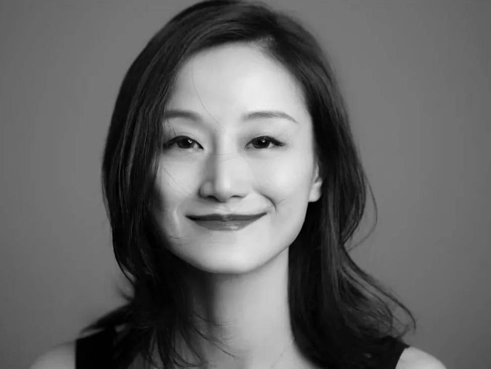 原创 这个哈佛女学霸在绝美的无人之地造房子，改变中产打卡旅行方式1