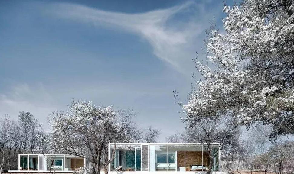 原创 这个哈佛女学霸在绝美的无人之地造房子，改变中产打卡旅行方式8