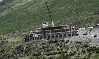 原创 这个哈佛女学霸在绝美的无人之地造房子，改变中产打卡旅行方式14