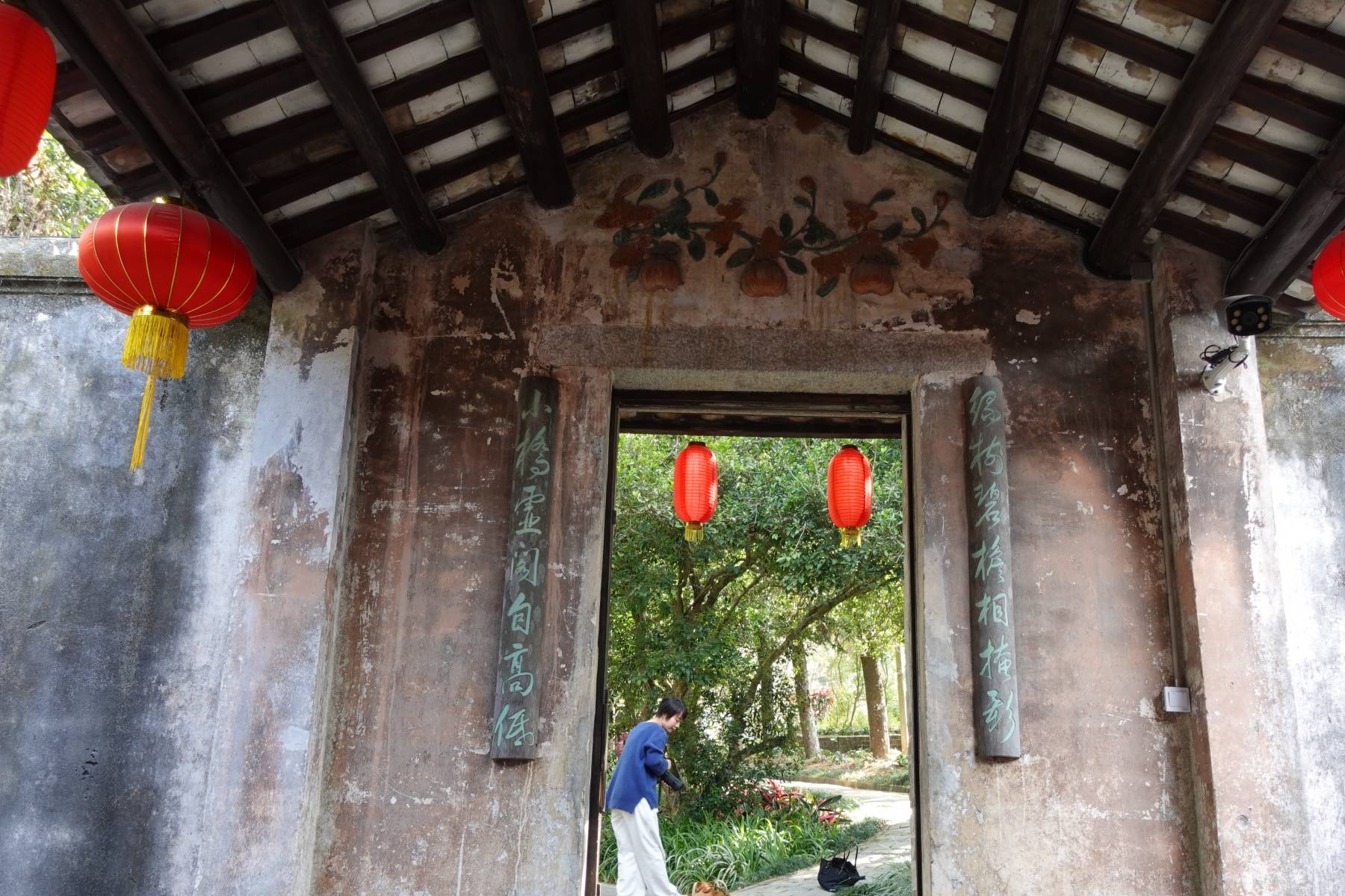 原创 广西一矮子娶8个老婆建400亩豪宅，被誉岭南第一庄，可惜不得善终5