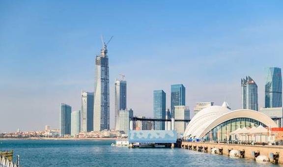 原创 老城区里的旧房子,是百年别墅更是网红书店,可观青岛地标1