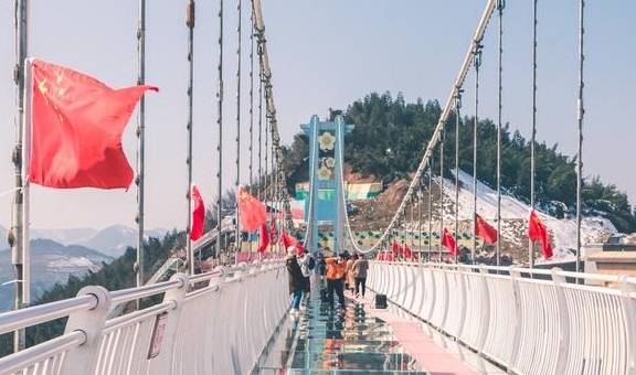 原创 冬季到贵州六盘水旅行太刺激了，索道骑马极限运动，就问你敢不敢13