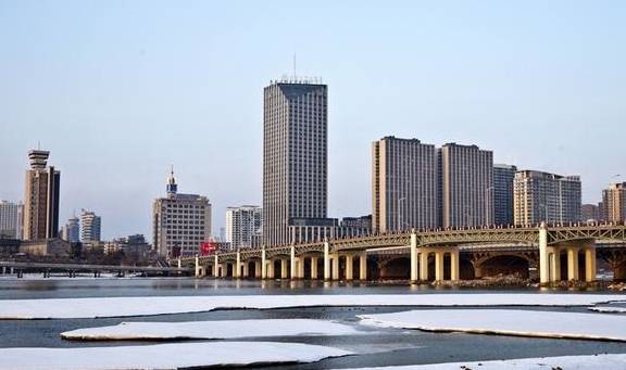 原创 沿江而走，依江而展，因江而美，最富诗意的北国风光2