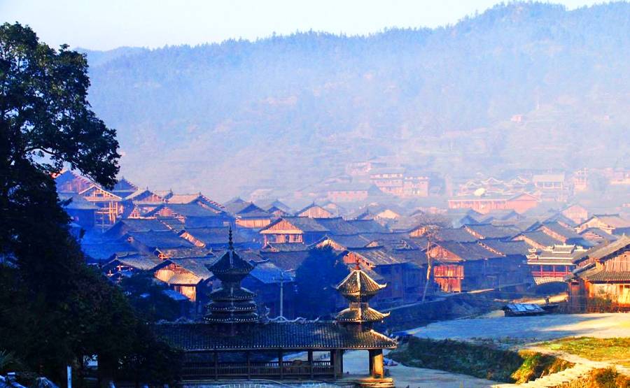 原创 贵州黔东南州人口最多的县,拥有机场,坐高铁却要去邻县5