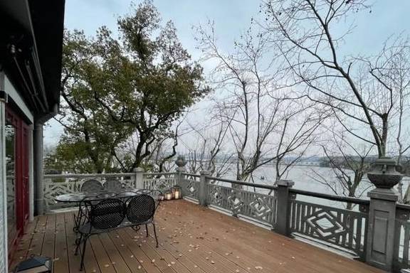 预算1000以内去杭州看樱花,但我想住在西湖边,求解3