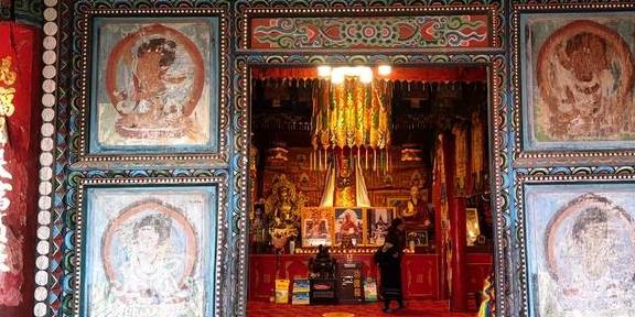 先有树再有寺 普济寺310年樱花绽放 三多节引领丽江春天11