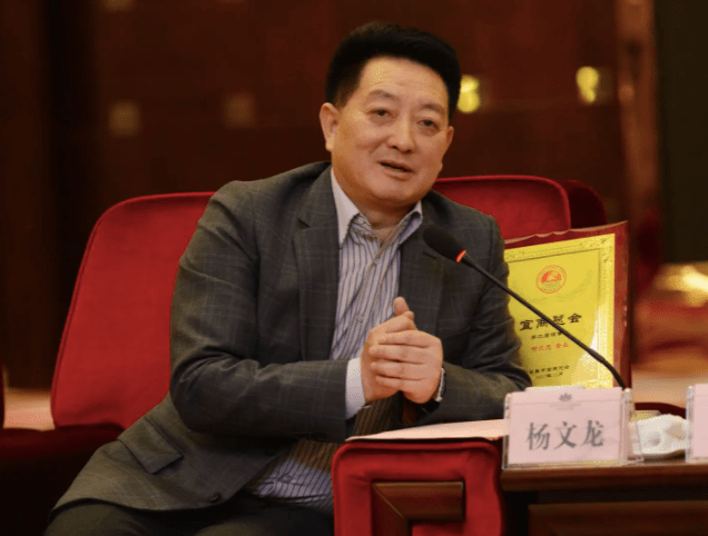 原创 叮当健康递交招股书:3年亏损6.02亿元,董事长杨文龙身价已高达150亿元4