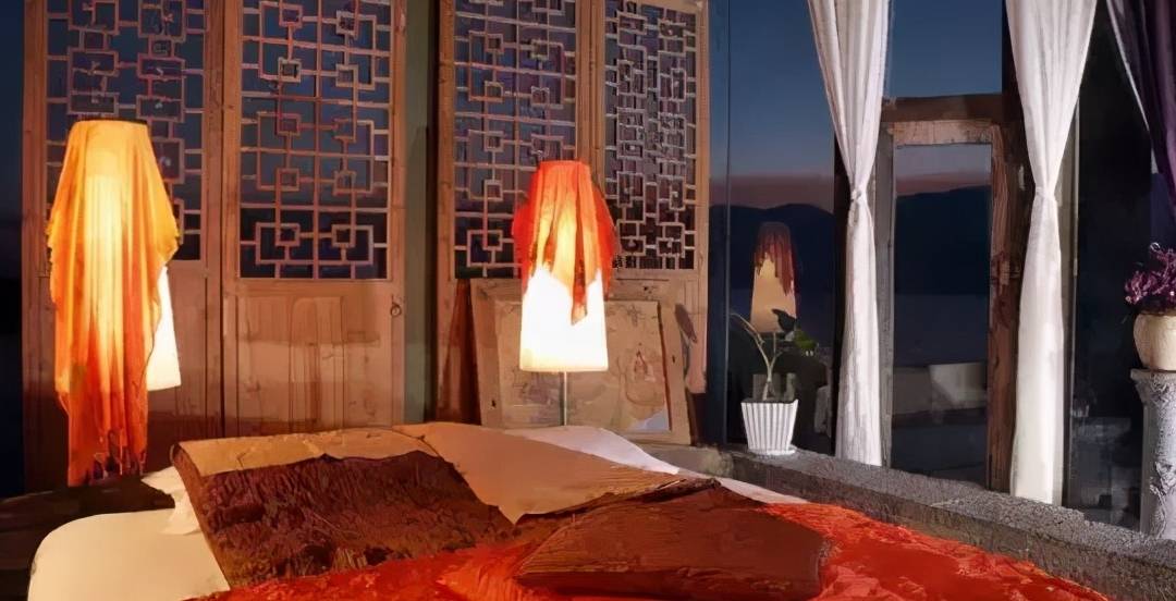 一起参观杨丽萍的“太阳宫”，本是为自己准备，却因太美变成景区8