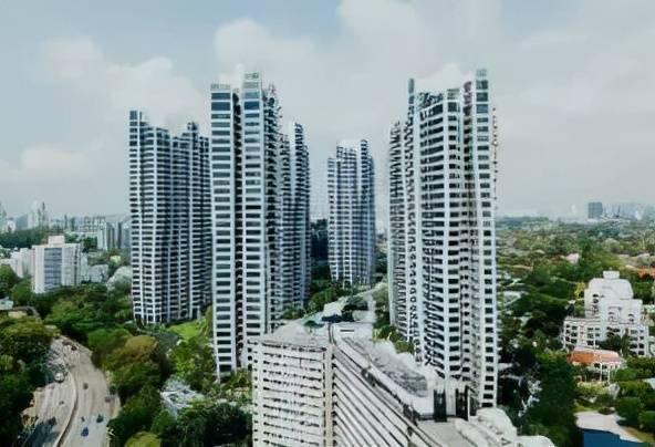 年亏5亿,近10万经纪人离开,没了左晖,贝壳还剩下啥?4