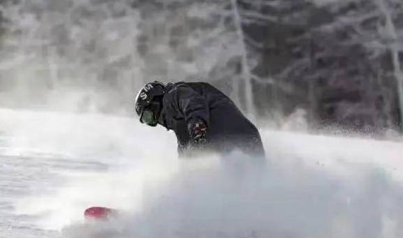 撒欢的雪季尾巴，还有哪里可以去滑雪？11