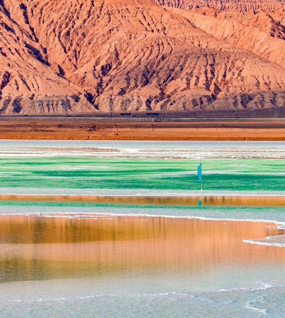 人迹罕至，无人区包围，国内最“孤独”的城市却美得像个意外3