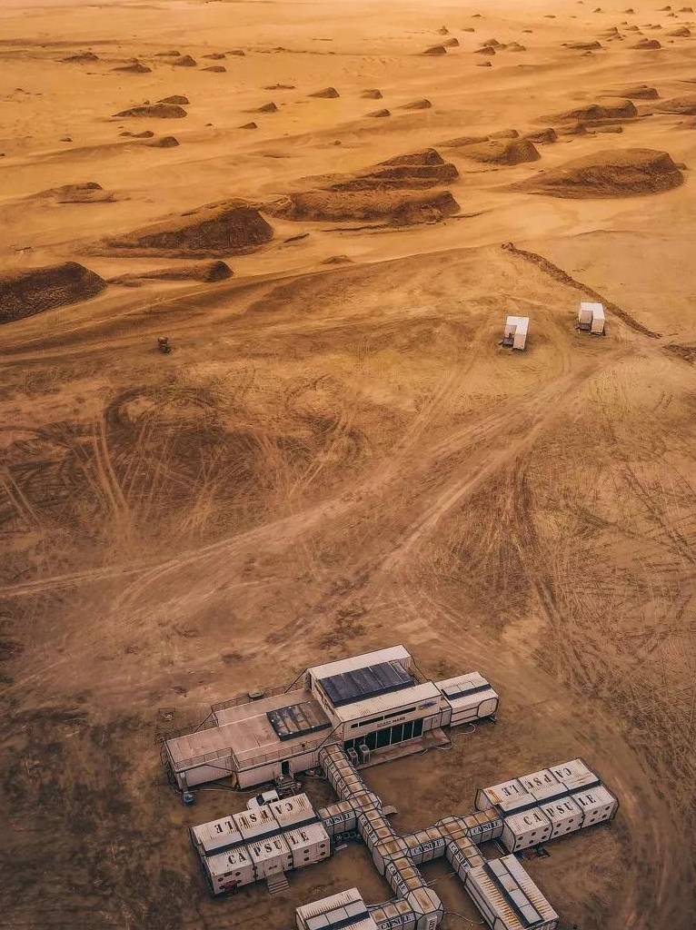 人迹罕至，无人区包围，国内最“孤独”的城市却美得像个意外22