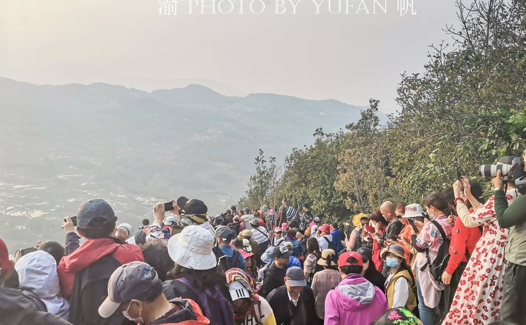 从建水开车到元阳看梯田夕阳,可惜却只看到人头、遗憾与安全隐患8