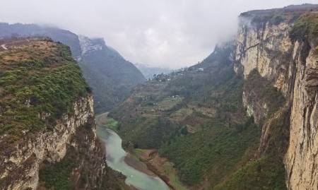 鸡鸣三省大峡谷,入选四川100大最美景观,成为1处旅游佳地3