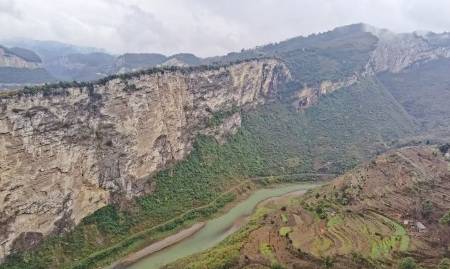 鸡鸣三省大峡谷,入选四川100大最美景观,成为1处旅游佳地4
