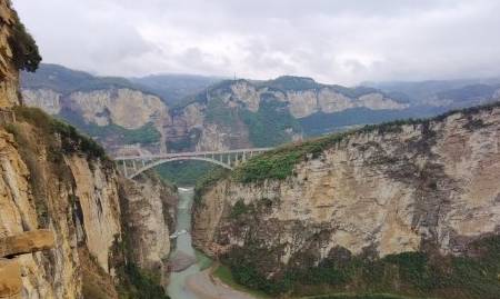 鸡鸣三省大峡谷,入选四川100大最美景观,成为1处旅游佳地5