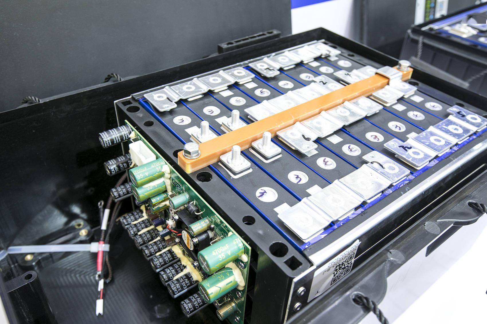 中创新航披露赴港上市招股书,拟募资15亿美元,或成今年香港最大IPO1