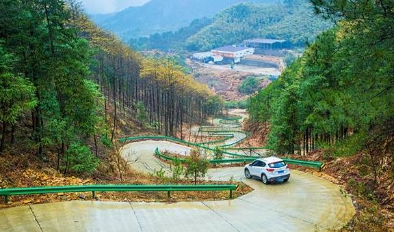 自驾皖南川藏线，挑战美龙33拐，这个网红路线流量曾达850万12