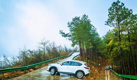 自驾皖南川藏线，挑战美龙33拐，这个网红路线流量曾达850万9