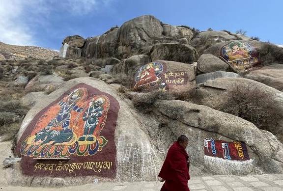 游色拉寺：再遇残疾拜佛人，看僧人精彩辩经，为什么拉萨滴滴车贵15