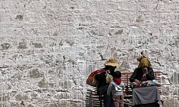 游色拉寺：再遇残疾拜佛人，看僧人精彩辩经，为什么拉萨滴滴车贵16