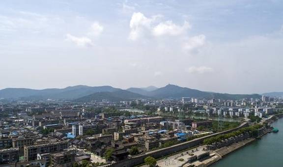 一篇《隆中对》,谋定天下三分、素有“华夏第一城池”——襄阳2