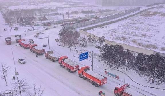 风雪荣成天:山河壮丽,人间温暖18
