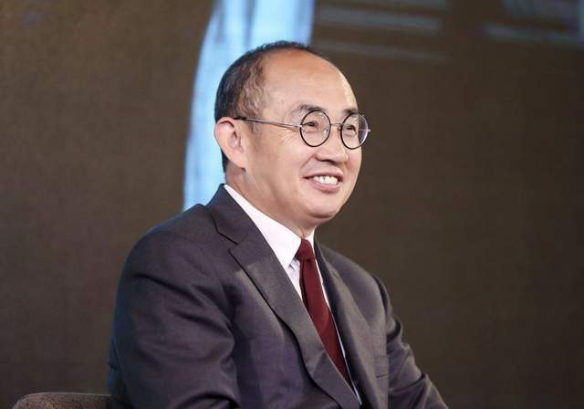 潘石屹甩卖！7折出售北京上海3.2万平房源，SOHO中国股价盘中暴涨1