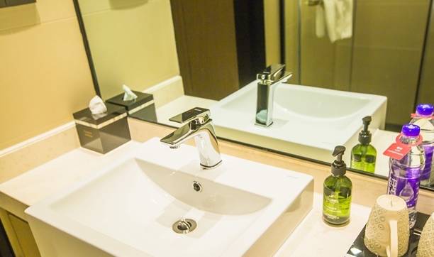 黄山黟县有一座酒店,位置绝佳,周边就是西递宏村,是旅游好去处7