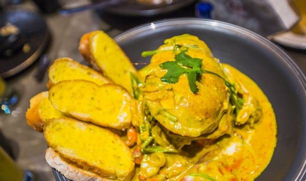 黄山黟县有一座酒店,位置绝佳,周边就是西递宏村,是旅游好去处9