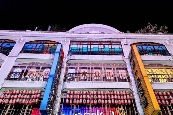 广州第一条步行街,全长超过一公里,建筑中西合璧,夜景好漂亮9