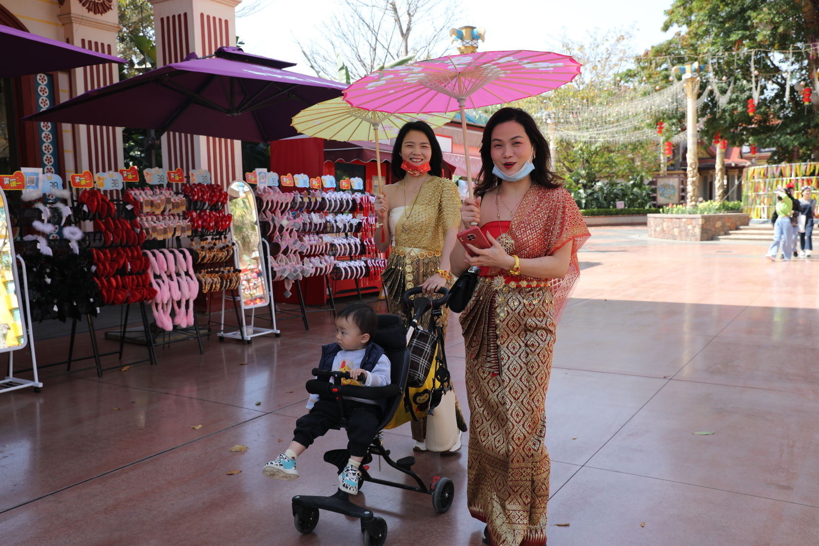 南宁方特推出“女神穿越节” 致敬“半边天”2