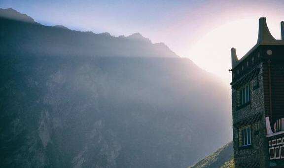 甘孜藏族自治州不仅有帅气的丁真,还有这个网红村落,它盛产美女15