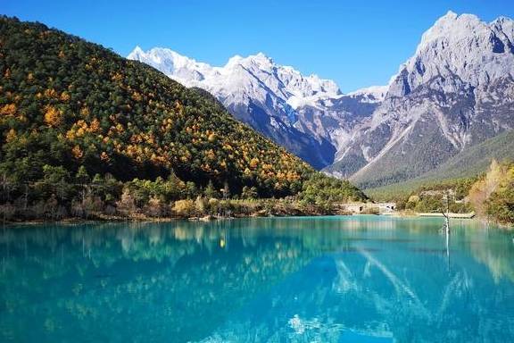 “七彩云南”与“多彩贵州”究竟谁更名副其实?8