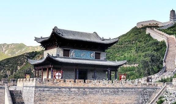 长城最重要的关隘被誉为“中华第一关”入选5A景区 游客却不多1