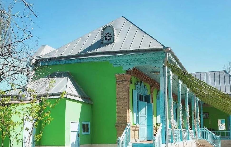 媲美摩洛哥，童话般的蓝色小镇，是这个春天与新疆的一场艳遇13