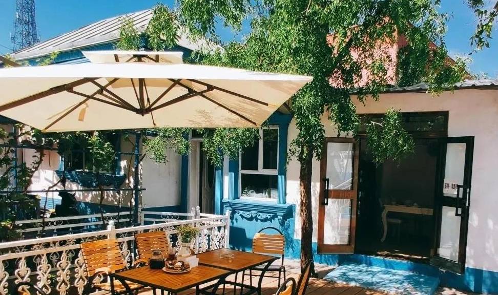 媲美摩洛哥，童话般的蓝色小镇，是这个春天与新疆的一场艳遇15