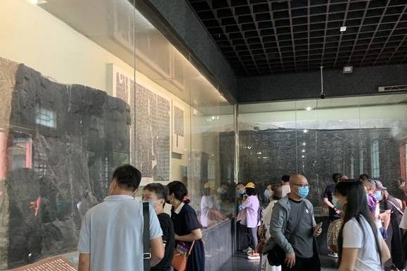 四川妹子到陕西,陌生男网友竟约见面吃饭,看看发生了啥?安全吗4