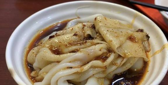 四川妹子到陕西,陌生男网友竟约见面吃饭,看看发生了啥?安全吗7