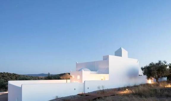 爱马仕主管开的民宿,极简主义才有的高级10