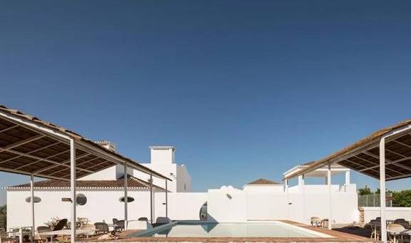 爱马仕主管开的民宿,极简主义才有的高级19