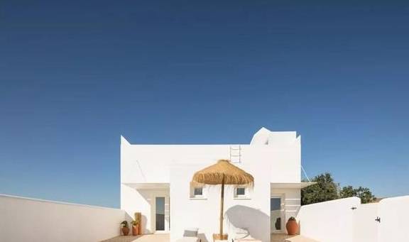 爱马仕主管开的民宿,极简主义才有的高级47