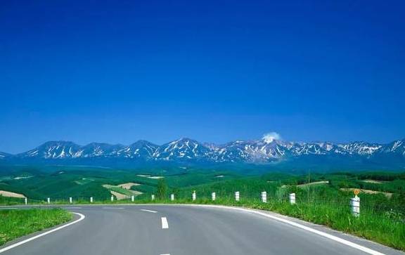 超“66号公路”的京新高速,途经10种风光,遇见9种色彩,心动没10