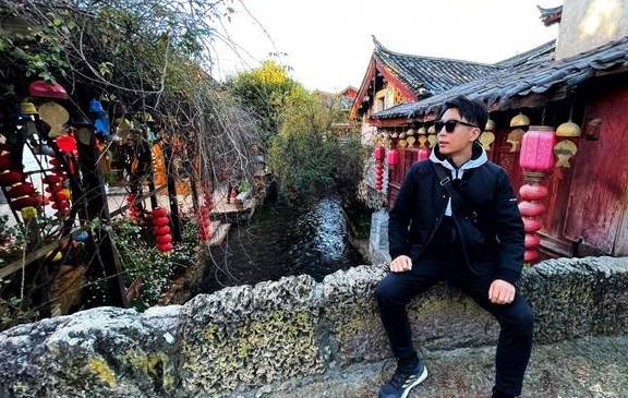 “艳遇之都”丽江古城:一个灯红酒绿的夜晚,我艳遇了它2