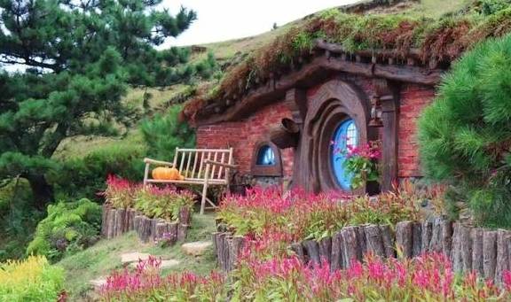 让我们红尘作伴活得潇潇洒洒，策马奔腾仰天湖大草原共享人世繁华19