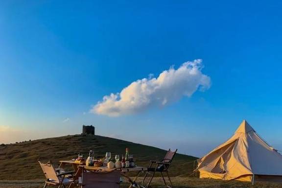 让我们红尘作伴活得潇潇洒洒，策马奔腾仰天湖大草原共享人世繁华22